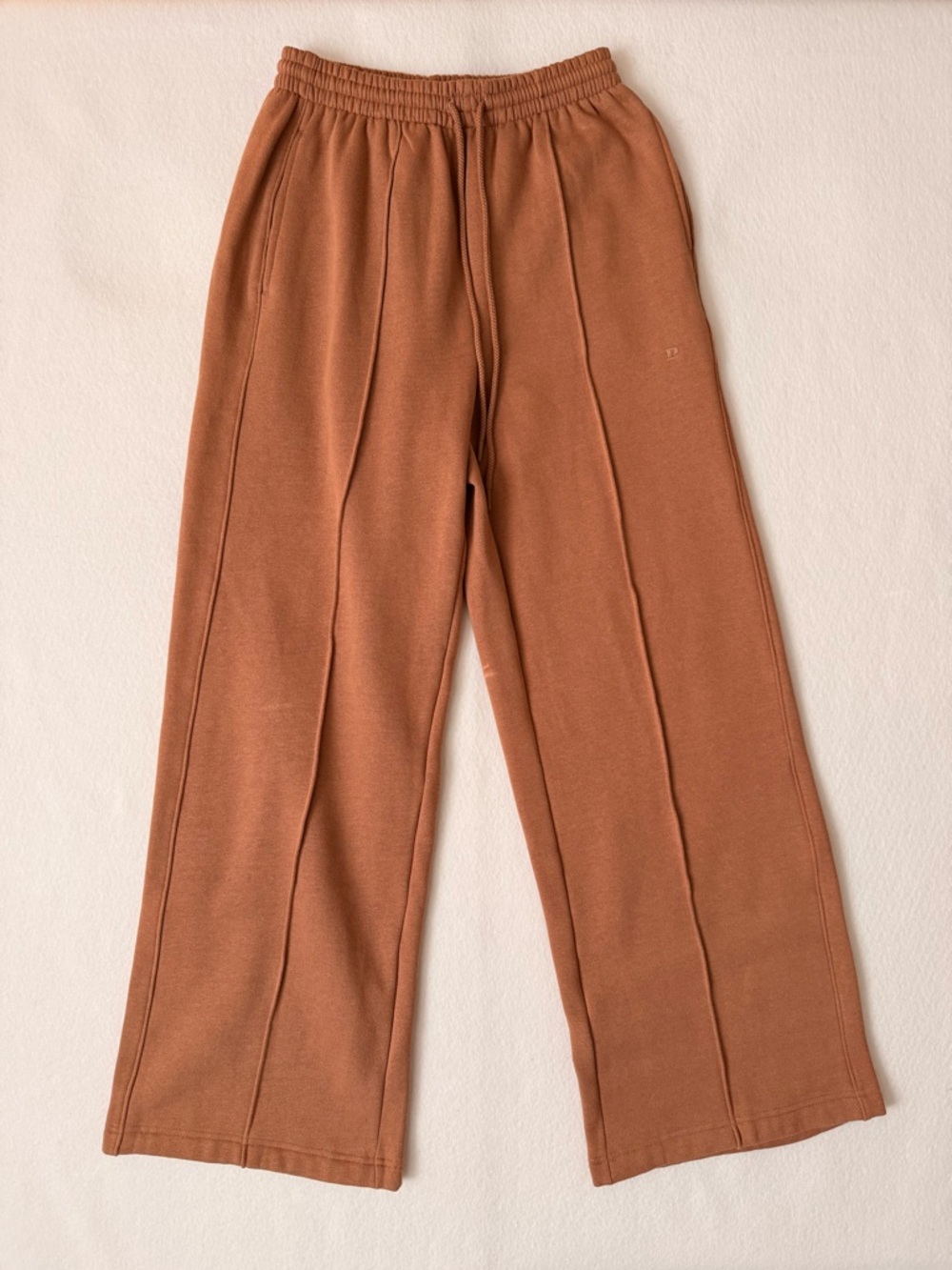 PINK Victoria’s Secret Ivy Fleece Sweatshirt + Wide Leg Pants Set | M | NWT - Picture 2 of 12